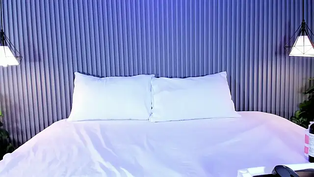 MaluDiaz online show from November 28, 2025, 5:48 pm