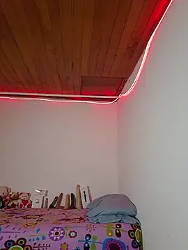 Snapshot of juli05star20 chatting on February 27, 2026, 1:38 am juli05star20 online show from February 27, 2026, 1:38 am