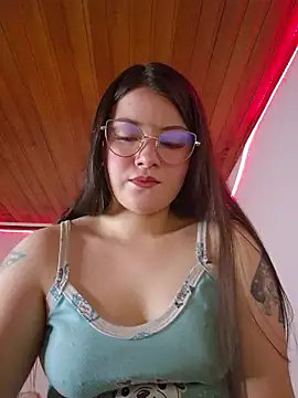Snapshot of juli05star20 chatting on May 1, 2026, 11:20 pm juli05star20 online show from May 1, 2026, 11:20 pm