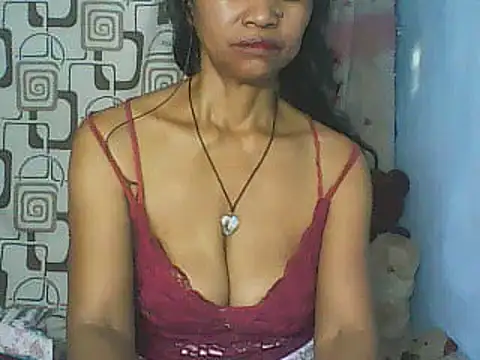 Snapshot of nene_belle chatting on April 23, 2026, 1:02 pm nene belle online show from April 23, 2026, 1:02 pm
