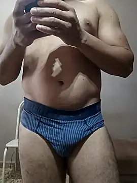 Snapshot of neto3737 chatting on March 17, 2025, 5:49 pm neto3737 online show from March 17, 2025, 5:49 pm