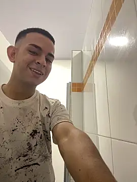 Oscarmartinez123 online show from April 17, 2026, 2:20 pm