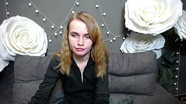 Snapshot of MargaritaKiss chatting on November 15, 2025, 8:05 pm MargaritaKiss online show from November 15, 2025, 8:05 pm