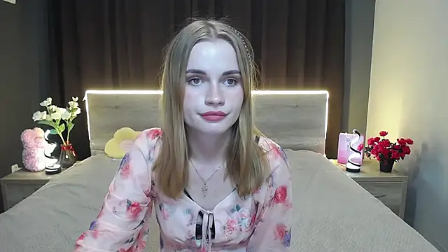 Snapshot of MargaritaKiss chatting on November 24, 2025, 7:46 pm MargaritaKiss online show from November 24, 2025, 7:46 pm