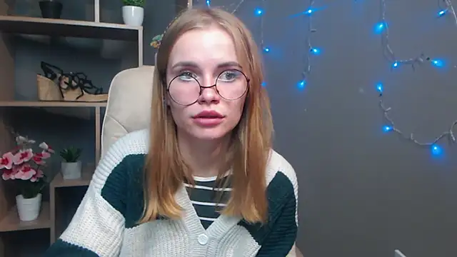 Snapshot of MargaritaKiss chatting on December 1, 2025, 7:41 pm MargaritaKiss online show from December 1, 2025, 7:41 pm