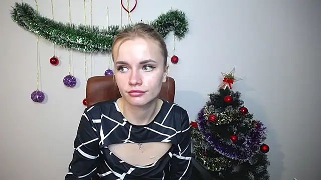 Snapshot of MargaritaKiss chatting on December 14, 2025, 7:51 pm MargaritaKiss online show from December 14, 2025, 7:51 pm