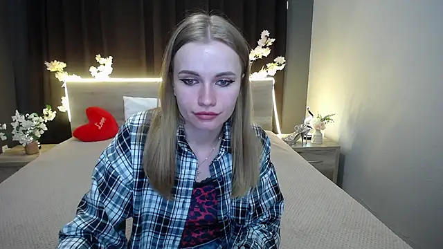 MargaritaKiss online show from May 9, 2026, 7:19 pm