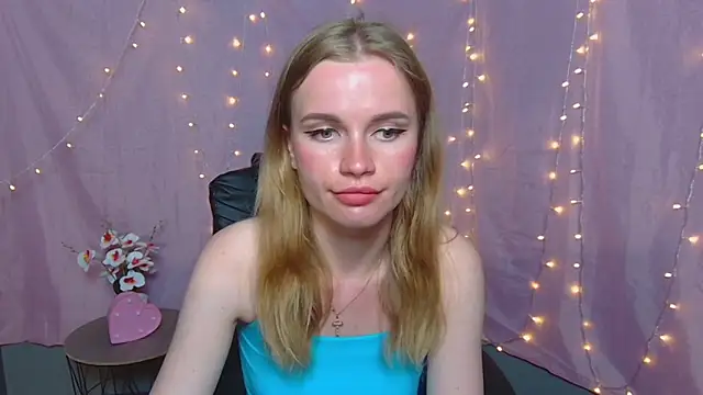 MargaritaKiss online show from May 19, 2026, 7:20 pm