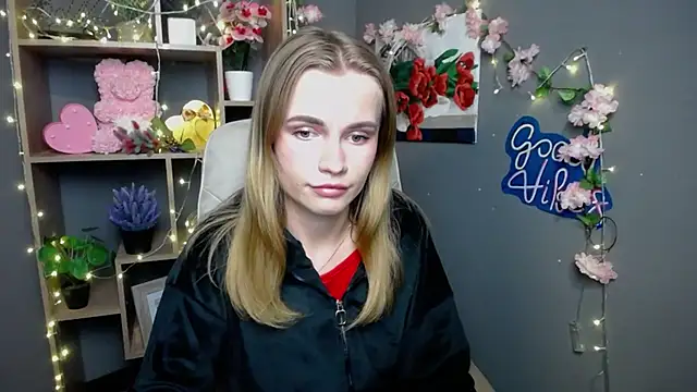MargaritaKiss online show from May 30, 2026, 6:27 pm