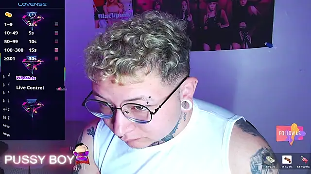 Snapshot of princeFtm chatting on February 5, 2026, 4:11 pm princeFtm online show from February 5, 2026, 4:11 pm