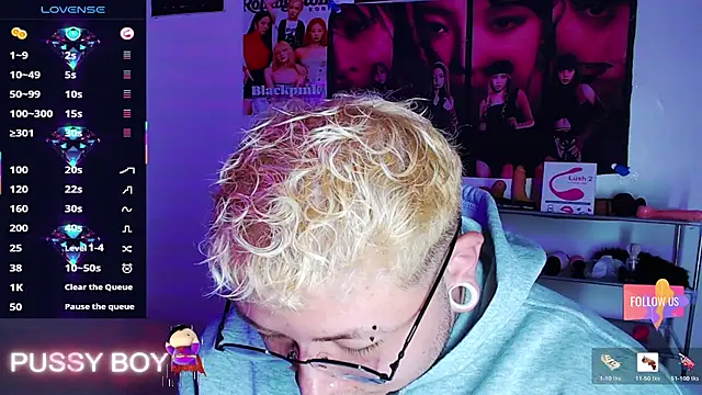 Snapshot of princeFtm chatting on February 22, 2026, 3:32 pm princeFtm online show from February 22, 2026, 3:32 pm