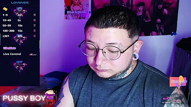 Snapshot of princeFtm chatting on May 15, 2026, 3:52 pm princeFtm online show from May 15, 2026, 3:52 pm