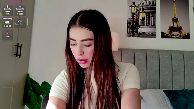 caralella online show from May 15, 2026, 9:11 pm