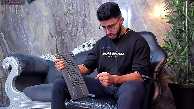 Liam Kleiin online show from February 15, 2025, 11:39 am