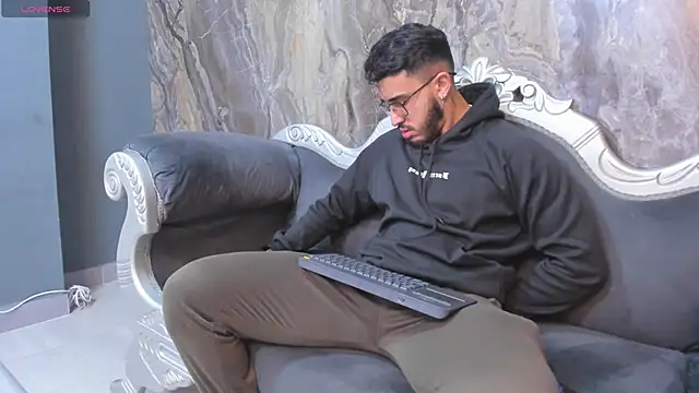 Liam Kleiin online show from March 20, 2025, 11:38 am