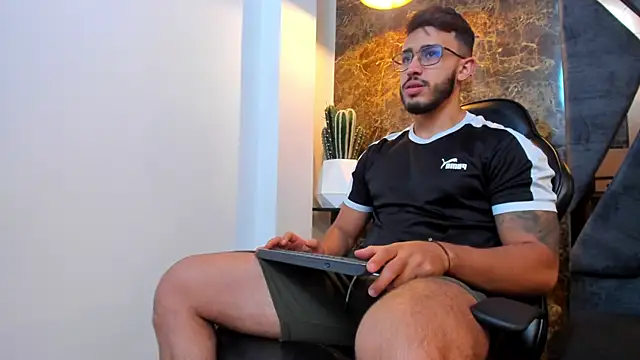 Liam Kleiin online show from September 16, 2025, 11:22 am