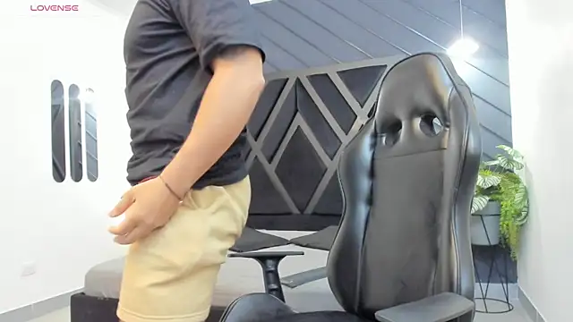 Liam Kleiin online show from September 30, 2025, 11:15 am