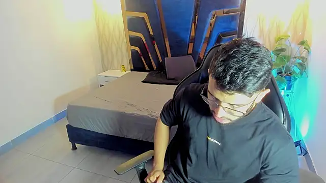 Liam Kleiin online show from March 6, 2026, 11:17 am