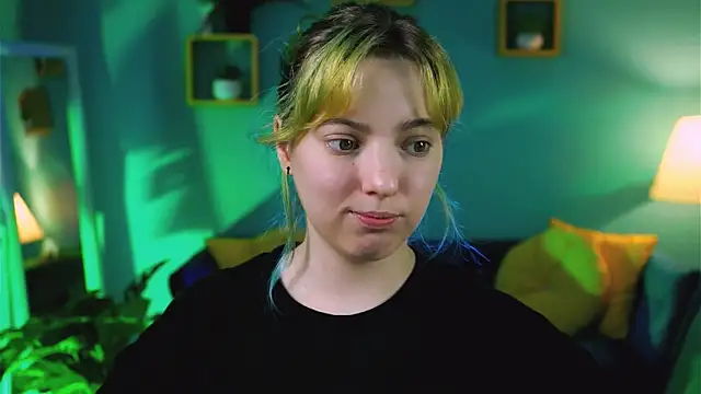 Snapshot of RocKStone_ chatting on April 11, 2026, 7:45 am RocKStone online show from April 11, 2026, 7:45 am