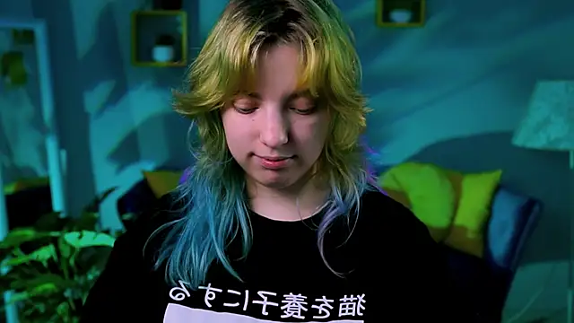 Snapshot of RocKStone_ chatting on April 15, 2026, 4:41 am RocKStone online show from April 15, 2026, 4:41 am