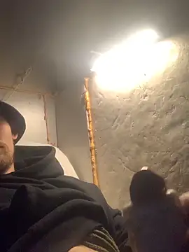 Boysex227 online show from December 17, 2025, 9:10 pm