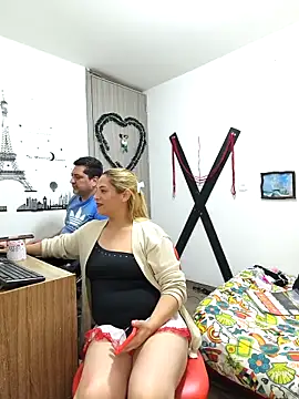 hotandfierylatinos2023 online show from March 20, 2025, 9:35 pm