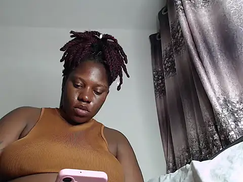 Snapshot of Whimsicalwillow chatting on February 4, 2026, 6:58 pm Whimsicalwillow online show from February 4, 2026, 6:58 pm