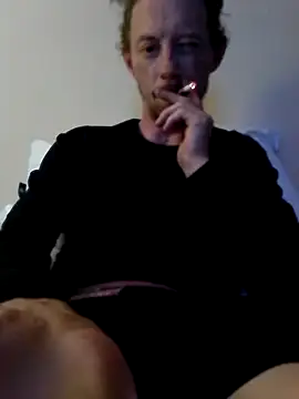 elmerfuddin87 online show from September 27, 2025, 3:44 am