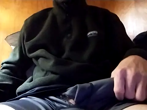 elmerfuddin87 online show from December 16, 2025, 8:36 pm