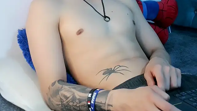  Thomas hot  online show from March 5, 2026, 4:41 am