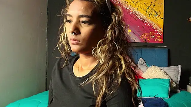 Snapshot of megan_collins96 chatting on March 13, 2025, 7:39 pm megan collins96 online show from March 13, 2025, 7:39 pm
