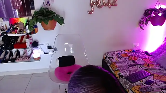 Laveneno ortiz07 online show from November 18, 2025, 11:15 pm