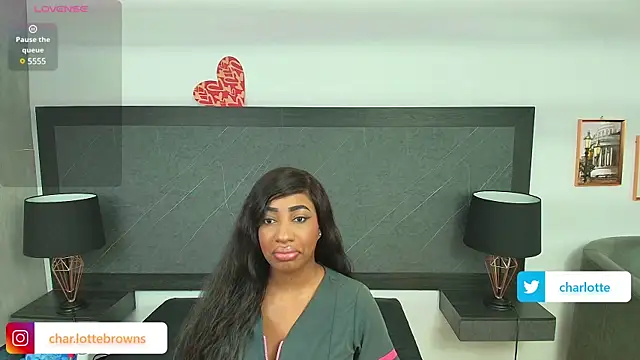 Snapshot of charlottebrowns_ chatting on January 18, 2025, 12:36 pm charlottebrowns online show from January 18, 2025, 12:36 pm