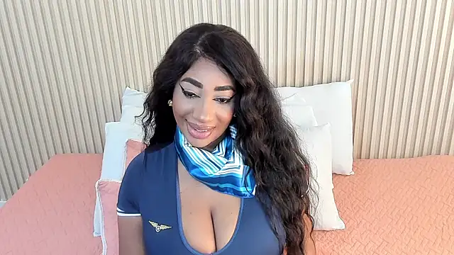 Snapshot of charlottebrowns_ chatting on October 4, 2025, 12:36 pm charlottebrowns online show from October 4, 2025, 12:36 pm