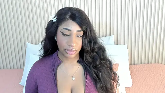 Snapshot of charlottebrowns_ chatting on November 7, 2025, 12:16 pm charlottebrowns online show from November 7, 2025, 12:16 pm