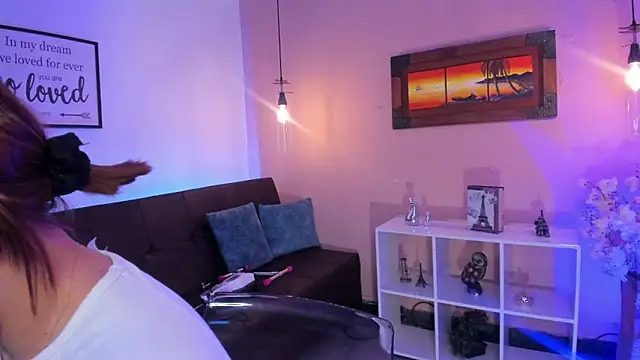 ArianaBaker online show from February 28, 2025, 5:26 pm