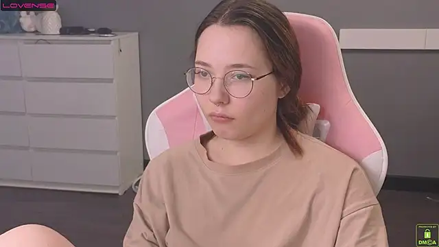 Airyhill online show from February 8, 2025, 8:32 pm