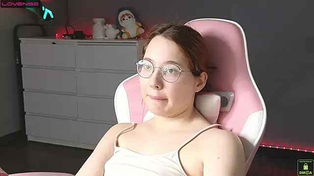 Airyhill online show from March 15, 2025, 9:49 pm