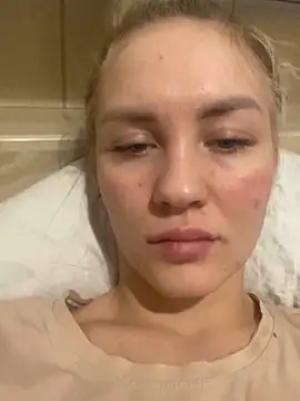 Snapshot of DreamGirl-777 chatting on January 6, 2025, 8:28 pm DreamGirl-777 online show from January 6, 2025, 8:28 pm