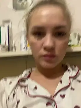 Snapshot of DreamGirl-777 chatting on January 30, 2025, 5:06 pm DreamGirl-777 online show from January 30, 2025, 5:06 pm