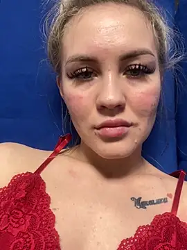 Snapshot of DreamGirl-777 chatting on February 6, 2025, 8:23 pm DreamGirl-777 online show from February 6, 2025, 8:23 pm