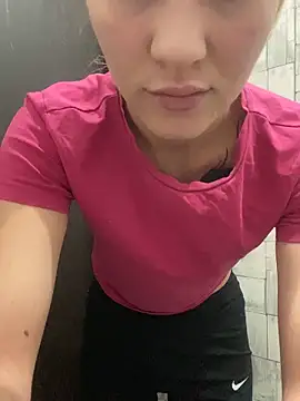 Snapshot of DreamGirl-777 chatting on October 8, 2025, 8:45 am DreamGirl-777 online show from October 8, 2025, 8:45 am