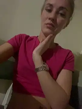 Snapshot of DreamGirl-777 chatting on October 8, 2025, 8:50 pm DreamGirl-777 online show from October 8, 2025, 8:50 pm