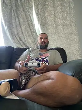 Snapshot of ryand12804 chatting on October 6, 2025, 2:47 pm ryand12804 online show from October 6, 2025, 2:47 pm