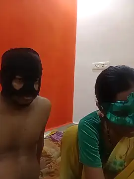 Snapshot of sexycouplemh09 chatting on February 16, 2026, 4:58 pm sexycouplemh09 online show from February 16, 2026, 4:58 pm