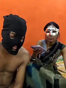 sexycouplemh09 online show from March 10, 2026, 5:07 pm