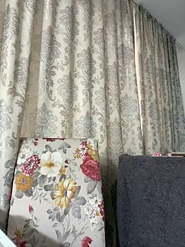  adelle online show from February 2, 2025, 11:30 am