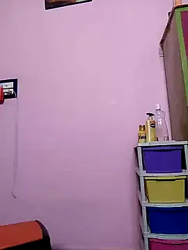 Snapshot of Kayra_34 chatting on February 24, 2025, 11:54 am Kayra 34 online show from February 24, 2025, 11:54 am