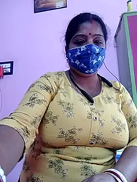 Snapshot of Kayra_34 chatting on February 27, 2025, 5:45 am Kayra 34 online show from February 27, 2025, 5:45 am