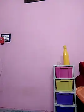 Snapshot of Kayra_34 chatting on October 29, 2025, 10:28 am Kayra 34 online show from October 29, 2025, 10:28 am